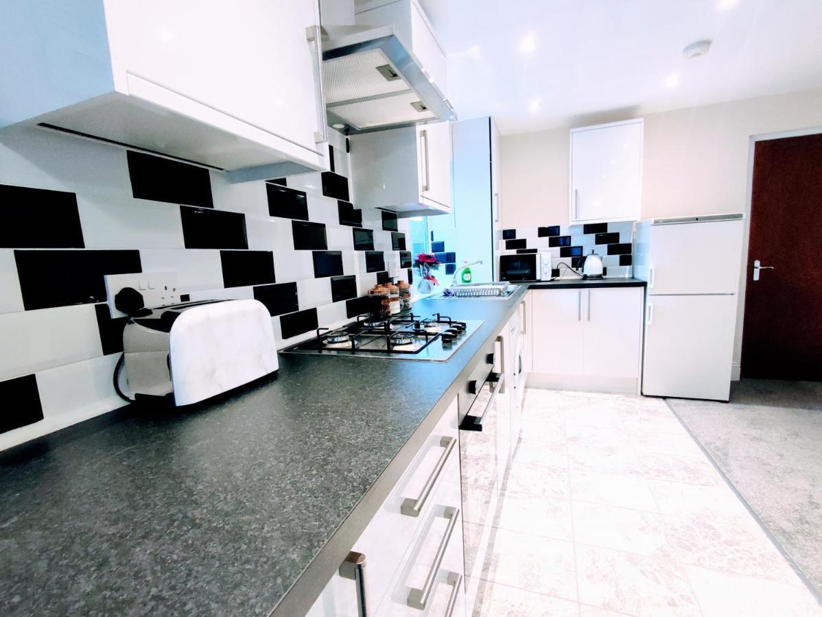 Crystal Suite 2 -Free Private Parking North Shields Exterior foto